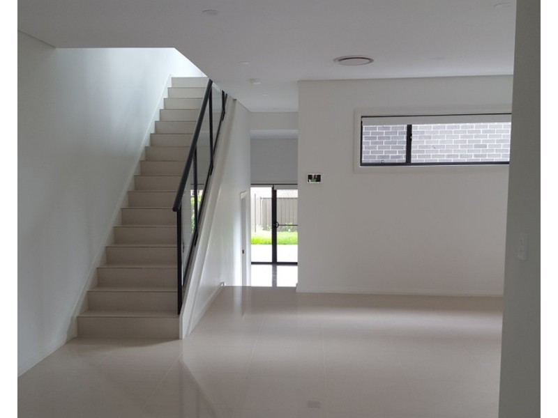 29 Sevenoakes Crescent, Bass Hill NSW 2197