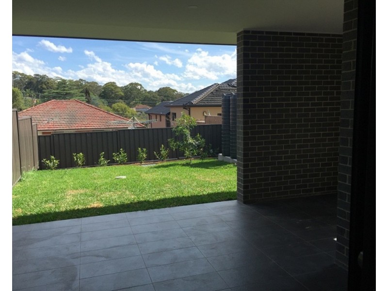 29 Sevenoakes Crescent, Bass Hill NSW 2197