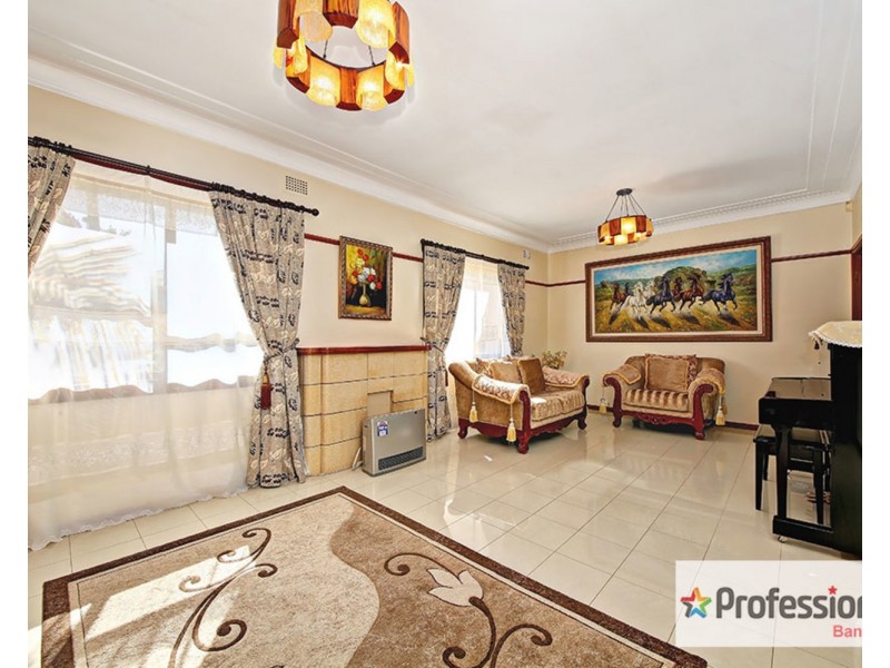 136 Wattle Street, Punchbowl NSW 2196