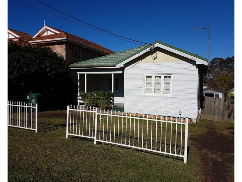 6 Fairview Street, Guildford NSW 2161