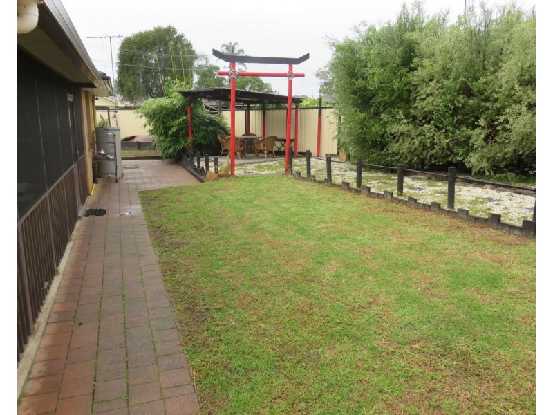 32 Ruthven Avenue, Milperra NSW 2214