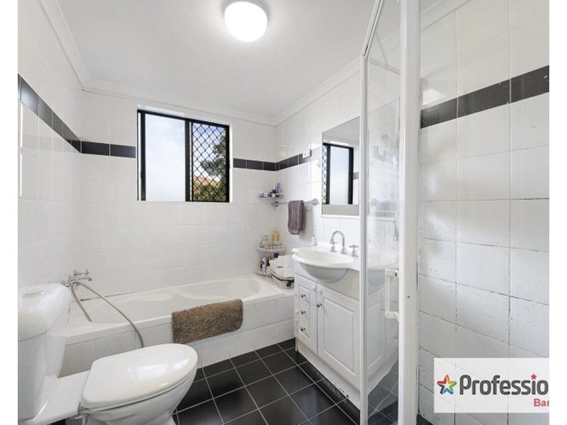 6/13-15 Gordon Street, Bankstown NSW 2200