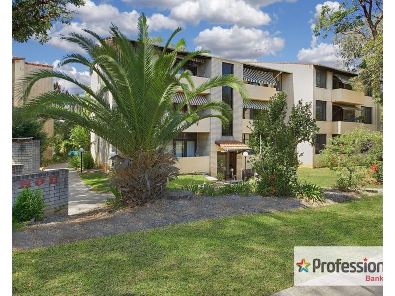 2/159 Chapel Road, Bankstown NSW 2200