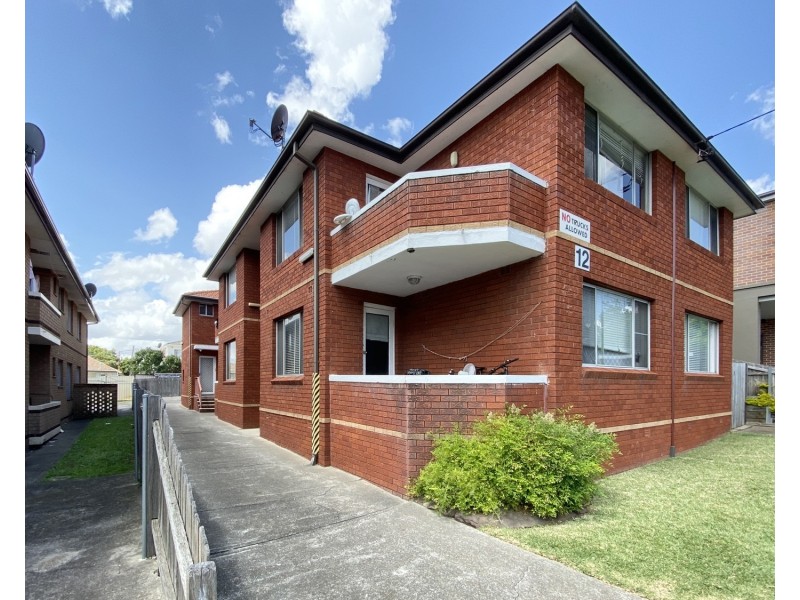 4/12 Broadway, Punchbowl NSW 2196
