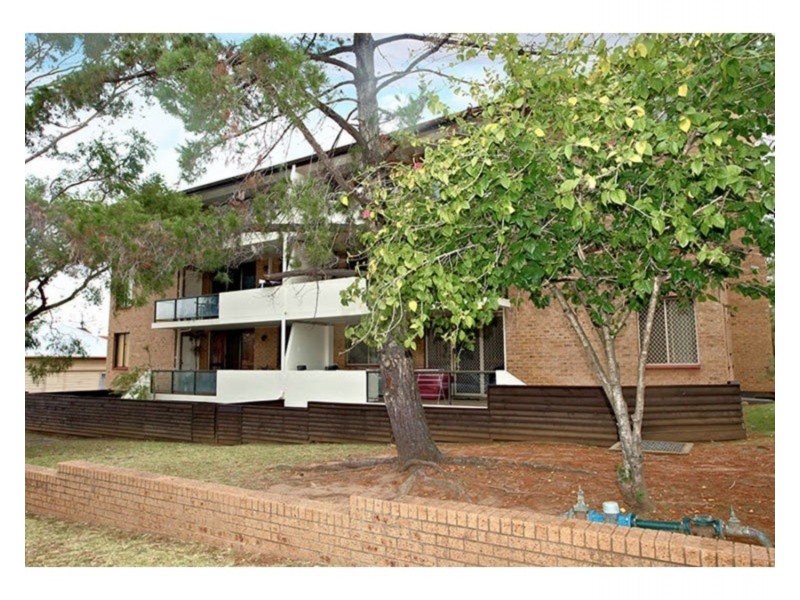 2/5-13 Dellwood Street, Bankstown NSW 2200