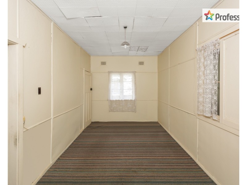 92 Noble Avenue, Greenacre NSW 2190