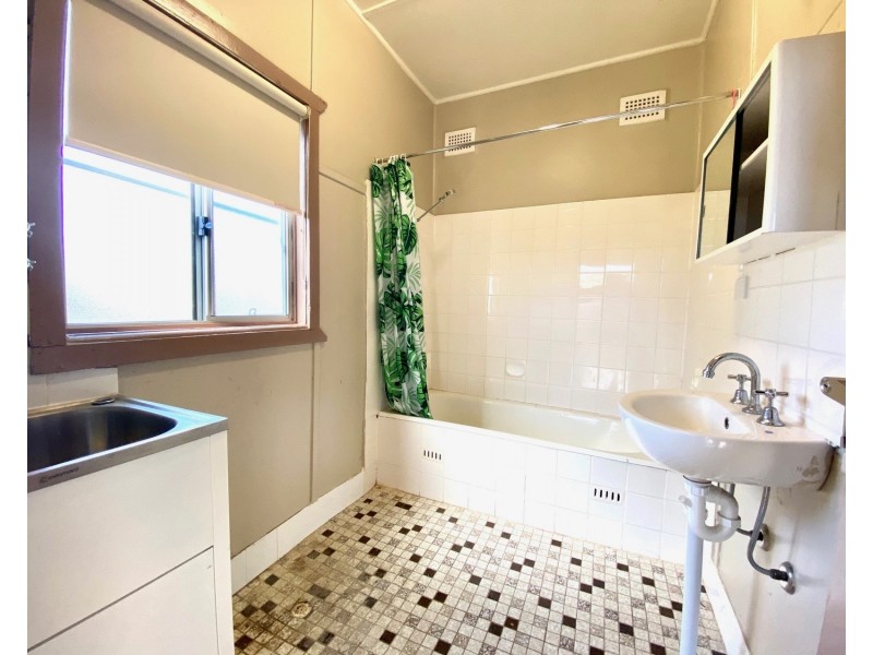 53 Adam Street, Guildford NSW 2161