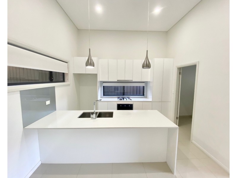 29 Sevenoaks Crescent, Bass Hill NSW 2197