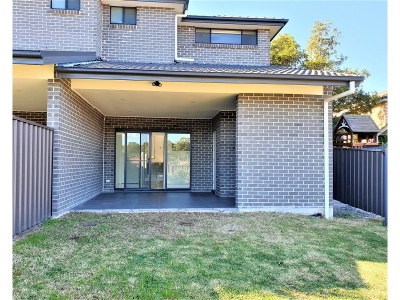 29 Sevenoaks Crescent, Bass Hill NSW 2197