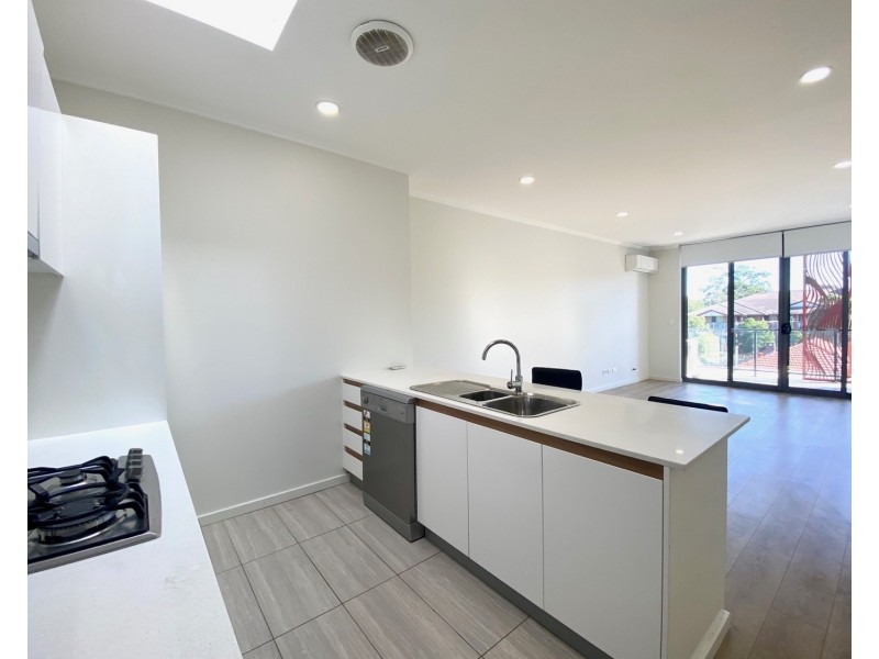 204/26 Cairds Avenue, Bankstown NSW 2200