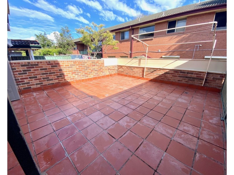 2/2-4 Myrtle Road, Bankstown NSW 2200