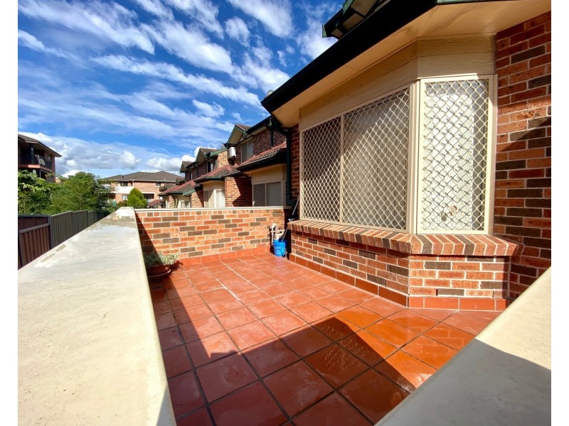 2/2-4 Myrtle Road, Bankstown NSW 2200