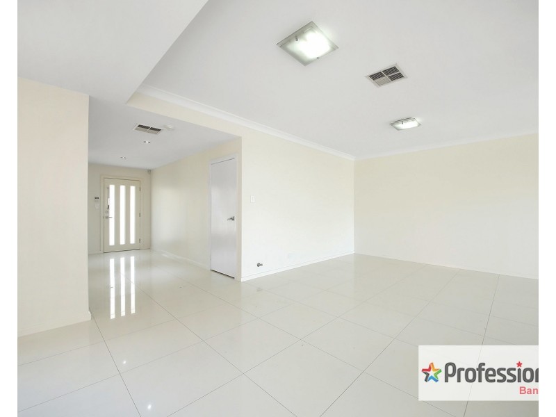 2/50 Taylor Street, Condell Park NSW 2200