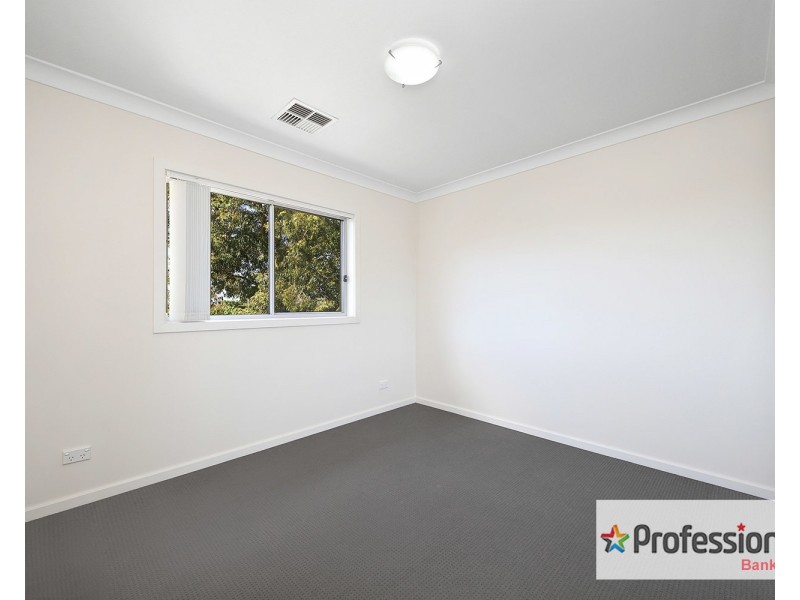 2/50 Taylor Street, Condell Park NSW 2200