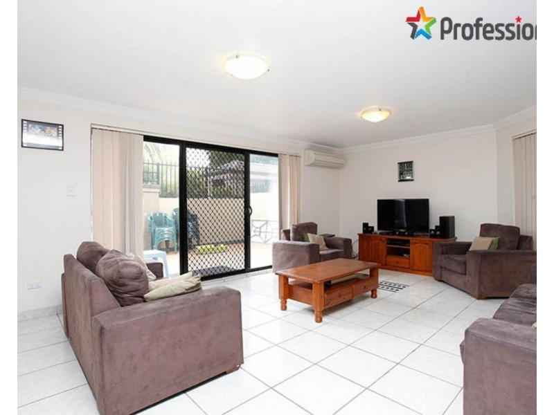 1/31-35 Broadway, Punchbowl NSW 2196