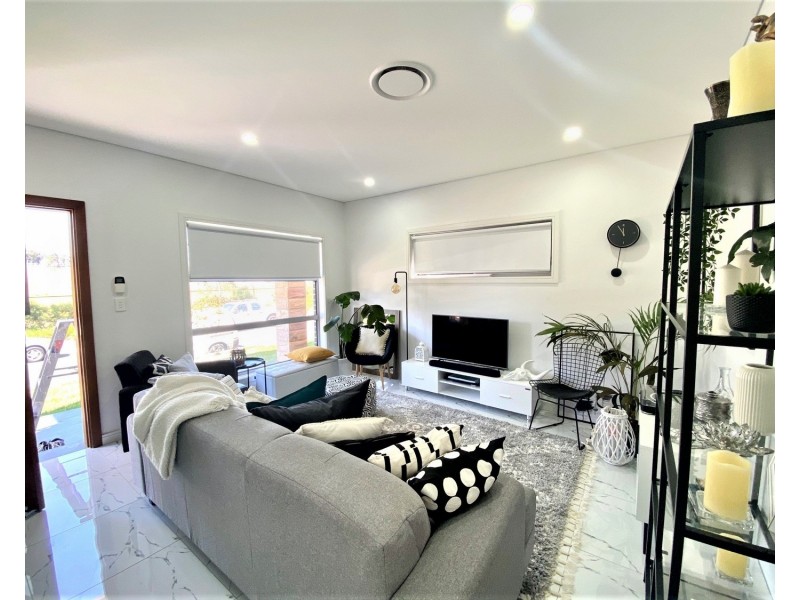 24 Bega Street, Gregory Hills NSW 2557