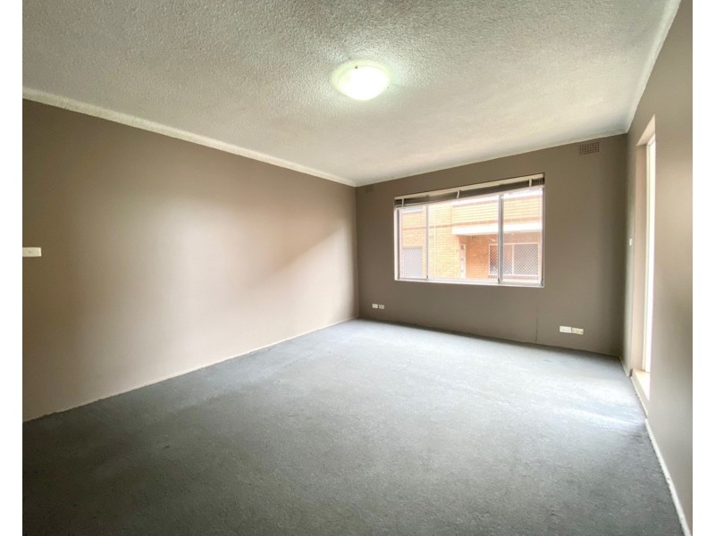 1/12 Broadway, Punchbowl NSW 2196