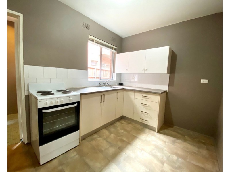 1/12 Broadway, Punchbowl NSW 2196