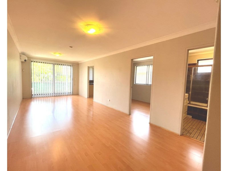 8/77 Memorial Avenue, Liverpool NSW 2170