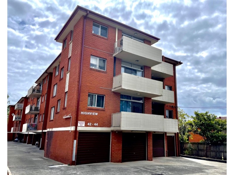 10/42 Fairmount Street, Lakemba NSW 2195