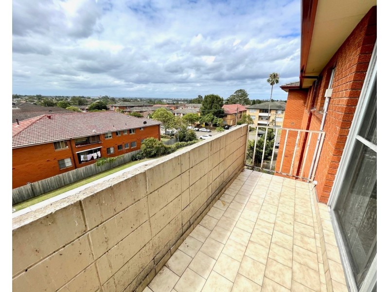 10/42 Fairmount Street, Lakemba NSW 2195