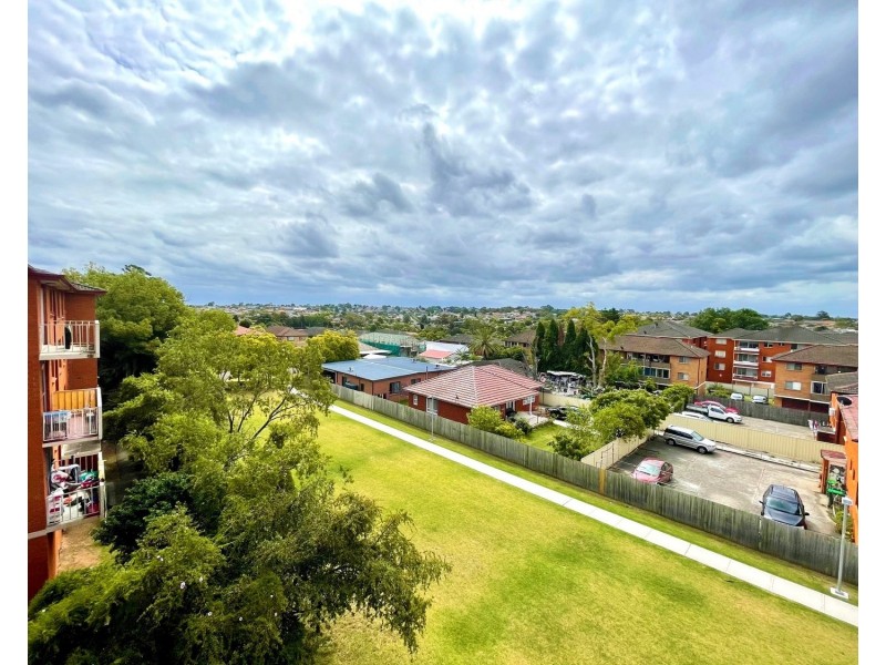 10/42 Fairmount Street, Lakemba NSW 2195