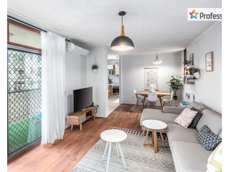 8/166 Greenacre Road, Bankstown NSW 2200