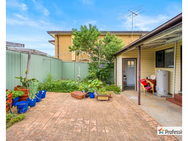 90 Little Road, Yagoona NSW 2199