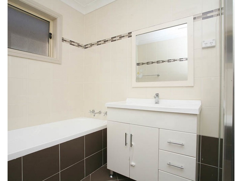 5 Price Lane, Bankstown NSW 2200