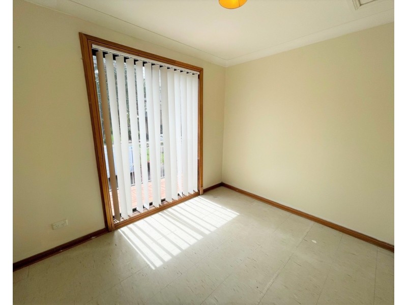 23A Larien Crescent, Birrong NSW 2143