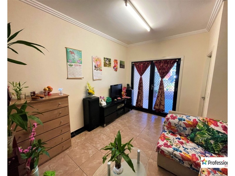 1B Petunia Avenue, Bankstown NSW 2200