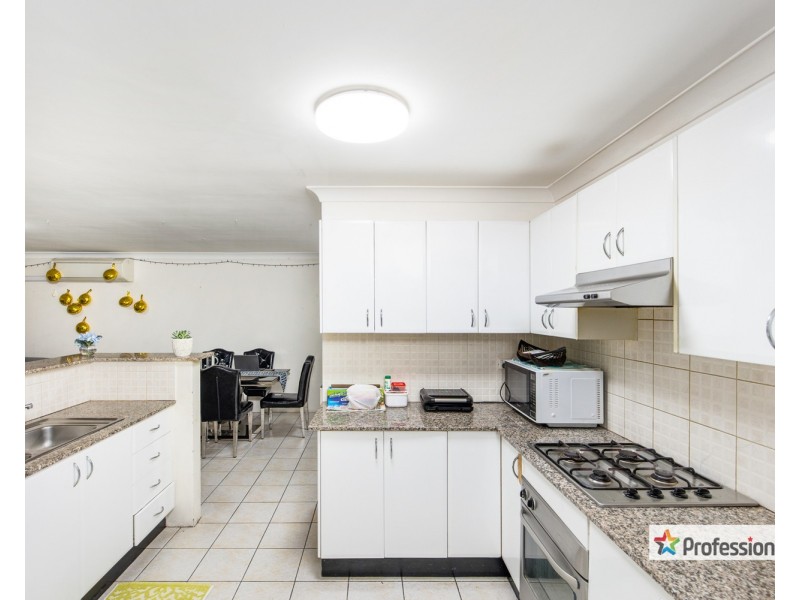 2/4-8 Gordon Street, Bankstown NSW 2200