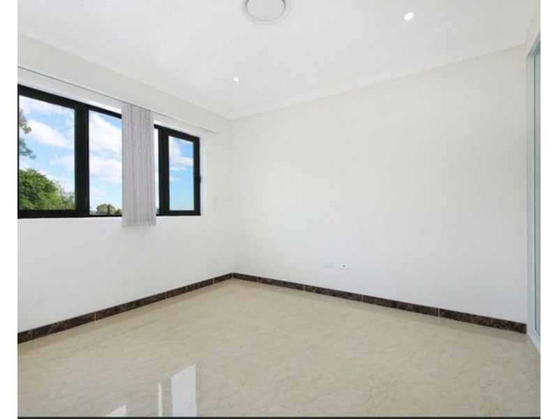 2 Chiltern Road, Guildford NSW 2161