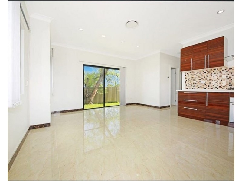 2 Chiltern Road, Guildford NSW 2161