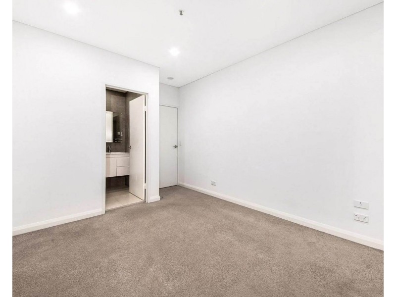 802/61-63 Rickard Road, Bankstown NSW 2200