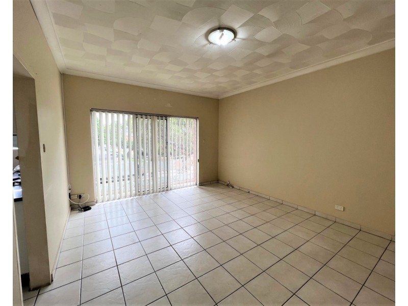 1/54 Arthur Street, Punchbowl NSW 2196