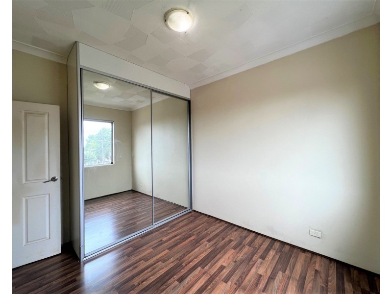 1/54 Arthur Street, Punchbowl NSW 2196