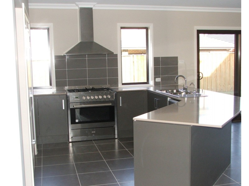 27 Arundle Road, Bass Hill NSW 2197