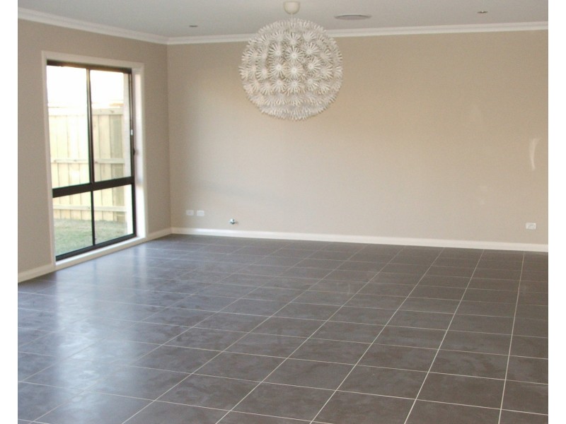 27 Arundle Road, Bass Hill NSW 2197