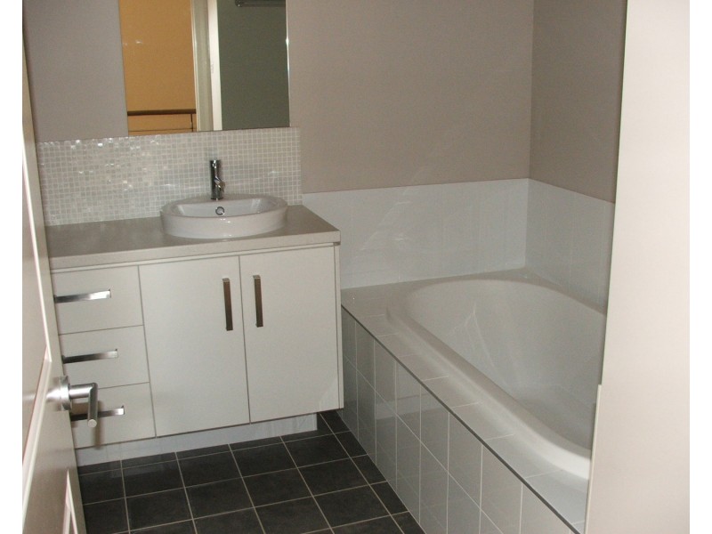 27 Arundle Road, Bass Hill NSW 2197