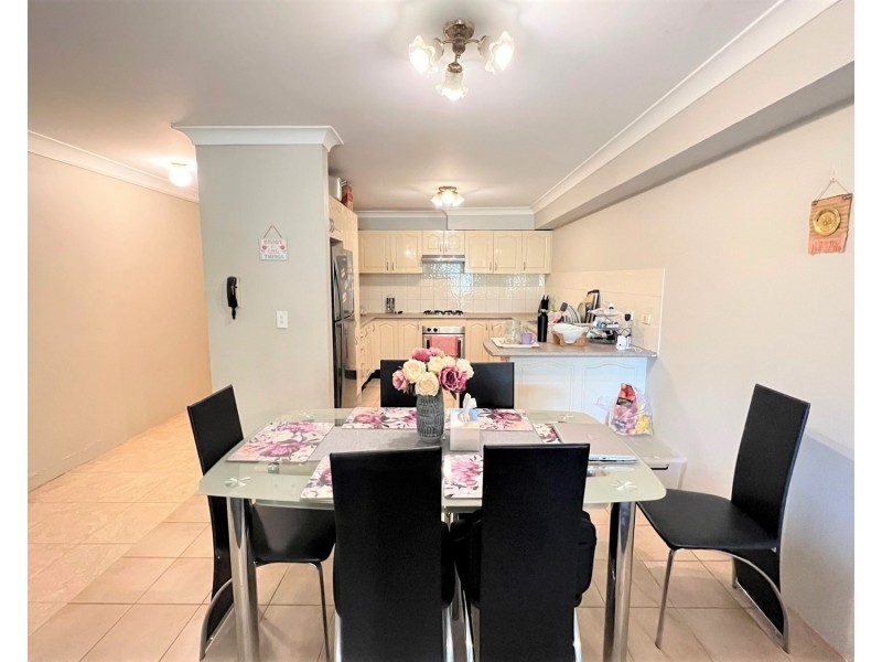 2/14-16 Weigand Avenue, Bankstown NSW 2200