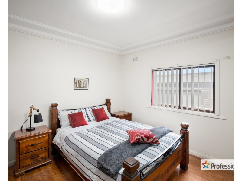 9 Railway Parade, Condell Park NSW 2200