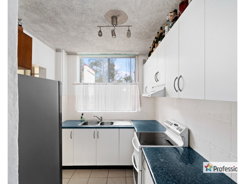 12/166 Greenacre Road, Bankstown NSW 2200
