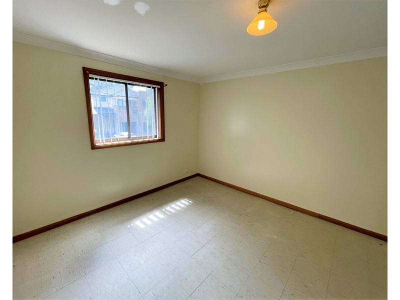 23A Larien Crescent, Birrong NSW 2143