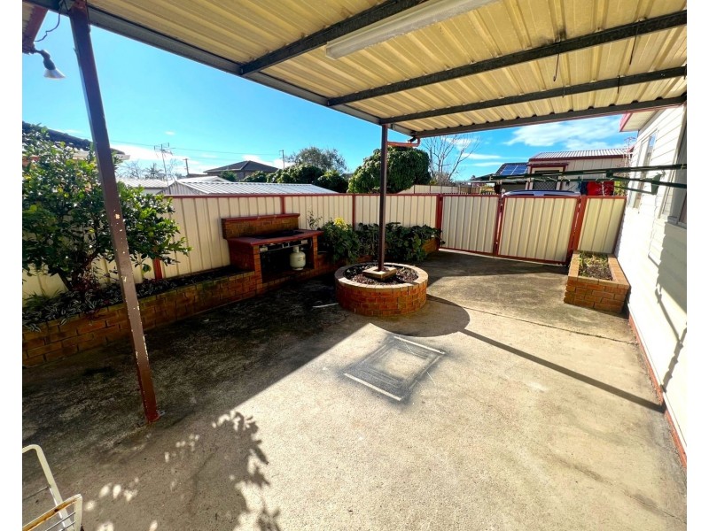 6 Olive Street, Condell Park NSW 2200