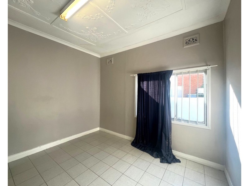 9 Gowrie Avenue, Punchbowl NSW 2196