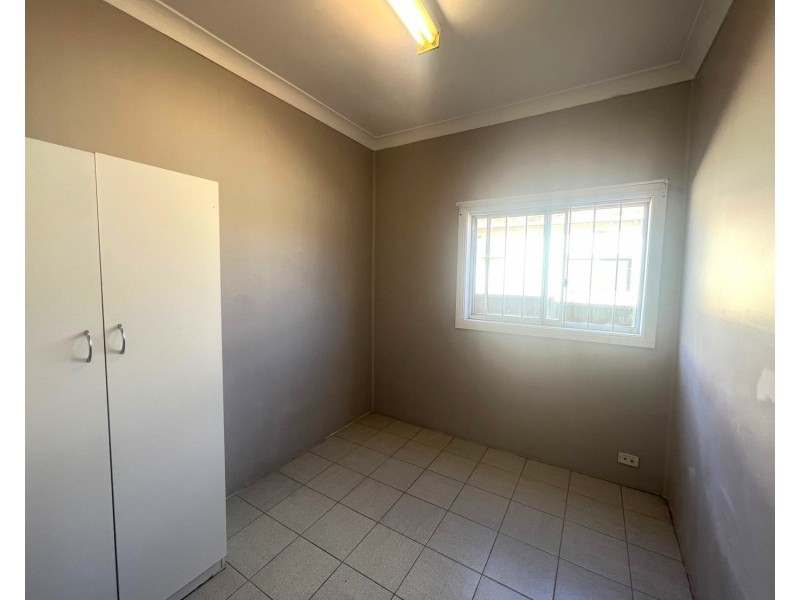 9 Gowrie Avenue, Punchbowl NSW 2196