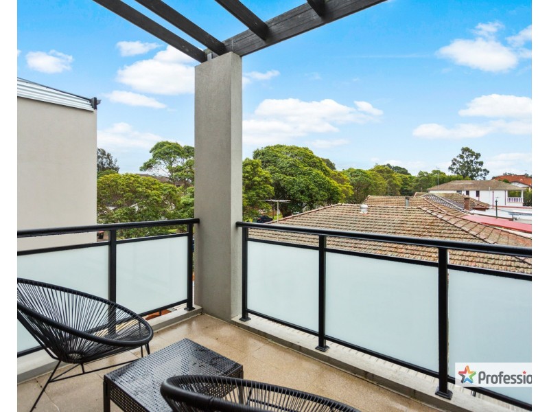 16/27 Reynolds Avenue, Bankstown NSW 2200