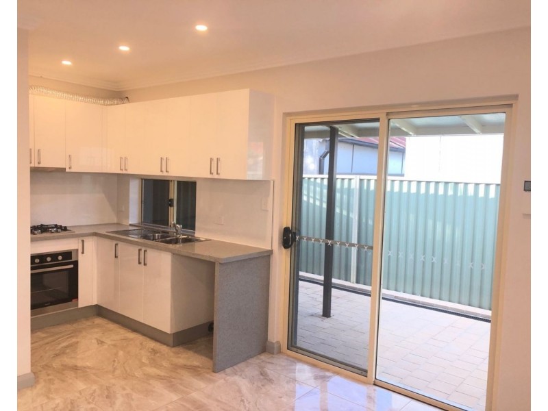 8A Carlton Parade, Punchbowl NSW 2196