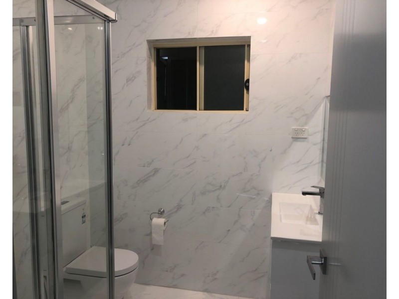 8A Carlton Parade, Punchbowl NSW 2196